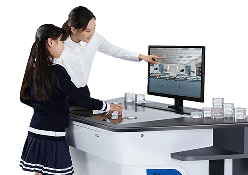 讯飞幻境AR智能课桌